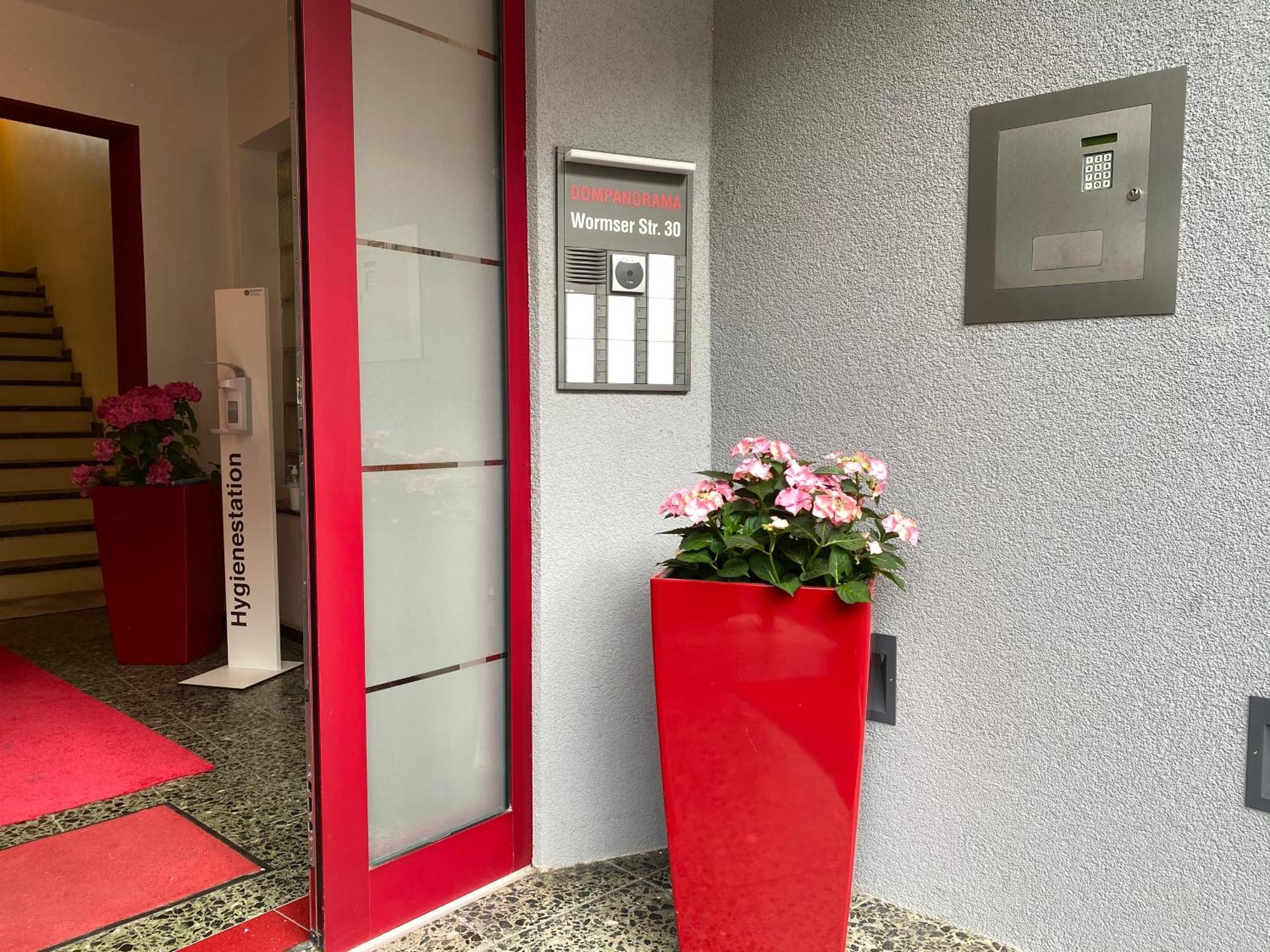 Dompanorama Der Kleine Dschungel Apartment Fuer 2-4 Pers Шпайер Екстериор снимка